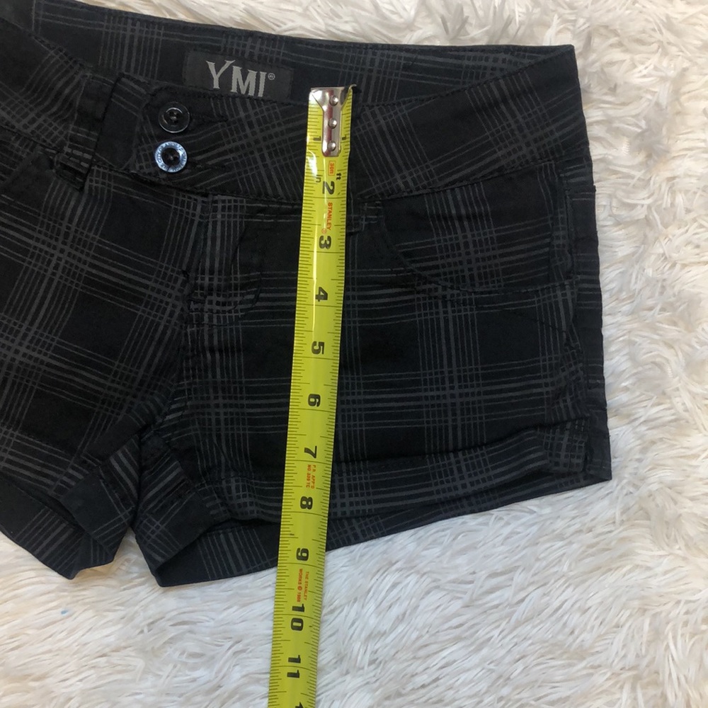 YMI shorts - Picture 9 of 9